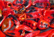 Stasera avevo voglia di peperoni arrostiti ma non di accendere il barbecue, ecco come li ho cucinati Stasera avevo voglia di peperoni arrostiti ma non di accendere il barbecue, ecco come li ho cucinati - RicettaSprint