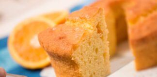 Per fare una torta all'arancia soffice come nuvola e con sole 130 Kcal basta aggiungere questo all'impasto, buona come non mai