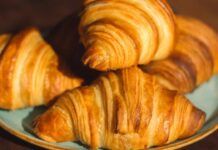 Non posso più mangiare il cornetto del bar mi è stato detto dal medico troppo grasso: allora ho pensato bene di farmelo da sola più light