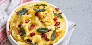 Nel purè stasera aggiungo un pò di guanciale a pezzetti e lo inforno con tanto parmigiano, mai mangiato di più buoni!