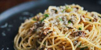 Ti faccio stare a tavola in 10 minuti con un piatto che mi ha insegnato mio nonno: gli Spaghetti del marinaio sono diventati un must a casa mia