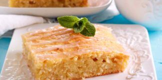 Ti servono solo 5 minuti per una torta speciale come questa limone e cocco è il mix perfetto, mai una fetta avanza