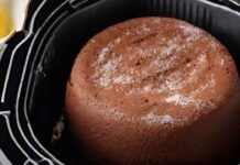 Torta leggerissima per merenda, la faccio direttamente in friggitrice ad aria - RicettaSprint