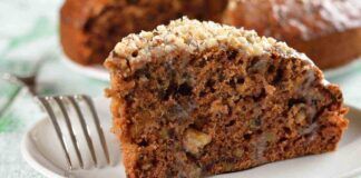 Torta leggerissima alle carote ma con uno speciale ingrediente segreto, meno di 100 kcal a fetta! - RicettaSprint