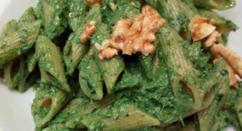 Un pesto versatile e gustoso, ma non è di basilico. Per condire la mia pasta ho usato il cavolo nero