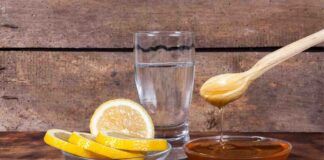 Quanto bene fa prendere acqua calda e limone al mattino?