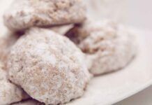 Biscottini dessert per il tè ma senza farina, ormai sono il mio asso nella manica