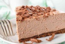 Meno di 20 minuti per una Cheesecake gusto kinder da perdere la testa, i bambini l’adorano ma pure i più grandi se la litigano sotto sotto Meno di 20 minuti per una Cheesecake gusto kinder da perdere la testa, i bambini l'adorano ma pure i più grandi se la litigano sotto sotto