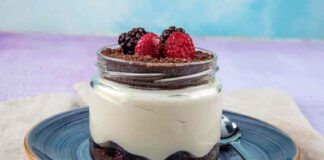 Con questo dessert sono riuscita a svuotare frigo e dispensa, ho servito un dopocena da urlo, solo 100 Kcal