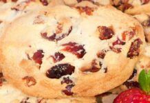 Oggi ho fatto i cookies come quelli americani, ma senza cioccolato, erano buoni da paura - RicettaSprint