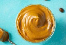 Con una sola bottiglia di plastica ti preparo la perfetta crema di caffè, basta con fruste e le altre ricetta - RicettaSprint