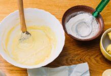 Da quando ho imparato la ricetta della crema universale ideale per tutto, ho smesso di fare la versione con le uova, questa spacca!