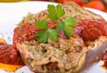 Da quando faccio le melanzane con questo ripieno, non faccio altro che prepararle, anche il più piccolo di casa se le mangia Da quando faccio le melanzane con questo ripieno, non faccio altro che prepararle, anche il più piccolo di casa se le mangia