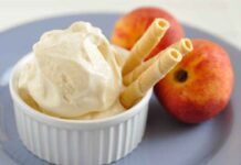 Gelato cremoso alla pesca senza gelatiera, con questa ricetta farai di certo un figurone - RicettaSprint