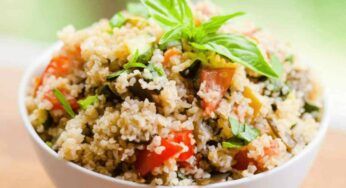 Insalata di cous cous, a pranzo: metto tutto a crudo e non cuocio nulla, sono bravissima con i piatti light!