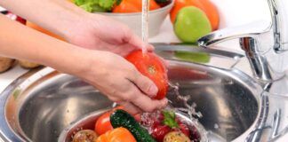 Frutta e verdura, attenzione a come le lavi, fino a oggi hai sempre sbagliato - RicettaSprint