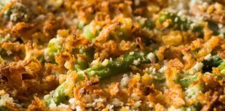 Li faccio gratinati e poi aggiungo tanto formaggio ai fagiolini, anche i più piccoli gradiscono, peccato che non bastano mai