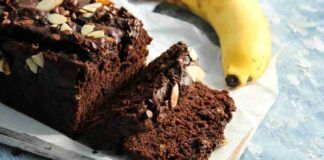 Ogni volta che preparo questo plumcake al cioccolato non ne resta mai una fetta, lo faccio ogni due giorni, solo 180 Kcal, più leggero di così