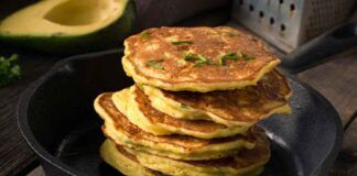 Basta più pancake, ma prova questa variante soffice e morbida, adatta a ogni aperitivo - RicettaSprint