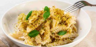 Oggi le pennette le condisco così non avevo altro in cucina, ma sono venute buonissime!