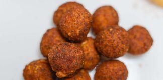 Da quando preparo le polpette di pollo filanti in casa si scatena l'inferno ogni volta ne vogliono tutti la razione doppia