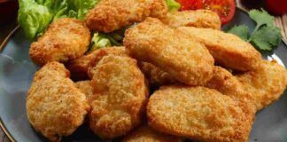 Hai mai sentito parlare delle pepite di pollo? Il sabato sera a casa mia non possono mancare - RicettaSprint
