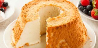 Questo dolce è soffice come una nuvola, non a caso la chiamano "La torta dell'angelo", ti svelo subito la ricetta - RicettaSprint
