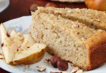 Torta umida con pere e nocciole: anche se è per la mia dieta, la mangiano tutti talmente è buona, nemmeno si accorgono che non ha zucchero