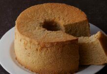 Una chiffon cake al cappuccino è quello che ci vuole a colazione, ti darà la carica in più per affrontare la giornata