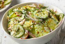 Il mio pranzo consiste in insalate oramai, da quando ho fatto le zucchine in modalità insalata, me le rubano tutti Il mio pranzo consiste in insalate oramai, da quando ho fatto le zucchine in modalità insalata, me le rubano tutti