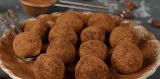 Mi godo queste palline al caffè tutti i giorni oramai, hanno solo 50 kcal così le mangio pure dopo cena senza sensi di colpa