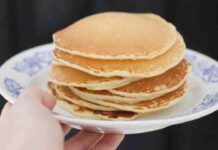Pancake in bottiglia, ti occorre solo un padellino, 5 minuti e sono sul piatto