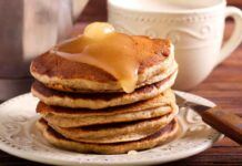 Ho accontentato mia figlia che é sempre a dieta con i pancakes a colazione: profumati e leggerissimi, ne mangi quanti ne vuoi
