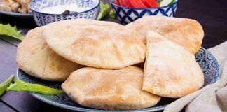 Stasera voglia di pizza ma non hai tempo? Prepara le pite come le faccio io, 5 minuti e sono tutti soddisfatti