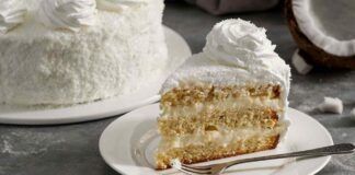 Cocco e philadelphia sono la il mix perfetto di leggerezza e golosità, con questa torta esotica ho spiazzato tutti, solo 170 kcal