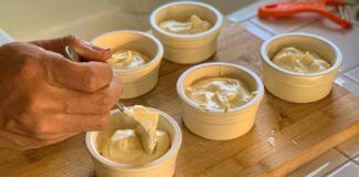 In 5 minuti prepari il dessert per stasera: soffici tortine di 3 ingredienti per far impazzire le tue amiche, solo 120 kcal