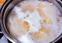 Butti via l'acqua della pasta dopo la cottura ma è uno spreco gravissimo