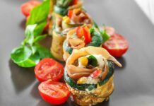 Involtini di zucchine speciali Basta con i soliti involtini di zucchine io li faccio ricchi, ma con ingredienti che neanche ti aspetti, sarà un successone