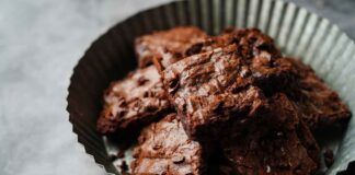 Dolcetti al rum dopo cena, questa volta li ho fatti io e tutti mi hanno chiesto il bis, uno tira l'altro - RicettaSprint