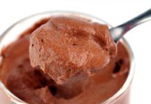 Dolce al cucchiaio al vasetto con meno di 50 kcal, nemmeno mia figlia può farne a meno - RicettaSprint