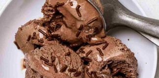 Avevo proprio voglia di gelato alla nutella, con questa ricetta l’ho preparato in meno di 10 minuti - RicettaSprint