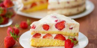 La torta alle fragole la faccio così con tanta panna ma solo 150 Kcal, il mio segreto è questo!