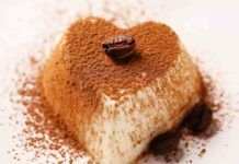 Panna cotta al caffè la faccio vegana, ma nessuno ha notato la differenza! Panna cotta al caffè la faccio vegana, ma nessuno ha notato la differenza!
