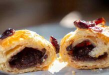 Scrigni di pasta sfoglia ripieni di confettura li mangio tutti i giorni a colazione peccato che non bastano mai