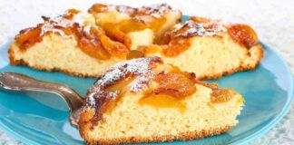Torta alle pesche 4.0 metto tutto in padella, basta accendere il forno fa troppo caldo!