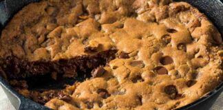 Torta biscotto alla nutella: tutta la bontà dei cookies in formato maxi con il ripieno più goloso al mondo, sarà un successo!