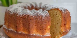C'è una ricetta centenaria che a casa mia si tramanda: Il dolce della nonna, così profumato e soffice che non basta 1 fetta