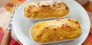 L'aperitivo che spacca te lo faccio preparare io: questi mini plumcake di patate, pieni di salumi e formaggi sono pazzeschi!