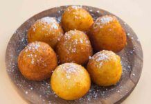 Butta in una pastella speciale le mele e prepara delle palline fritte da favola, ne mangi una dopo l'altra senza riuscire a fermarti!