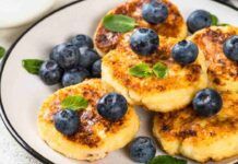 Stamattina avevo voglia di pancake, ma non spezzo mica la mia dieta keto, ecco come li faccio con solo 60 kcal